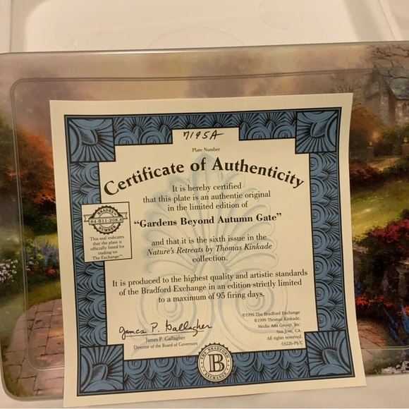 Set of 9 Thomas Kinkade - Nature’s Retreat collectible plates - Picture 16 of 16